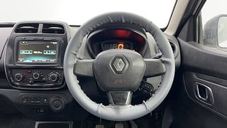 Used 2019 Renault Kwid [2017-2019] RXT 1.0 SCE Special (O) Petrol Manual top_features Leather-wrapped steering wheel