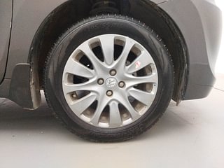 Used 2017 Maruti Suzuki Baleno [2015-2019] Zeta Petrol Petrol Manual tyres RIGHT FRONT TYRE RIM VIEW