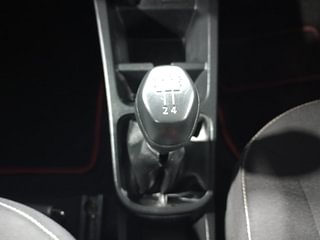 Used 2021 Renault Kwid RXL 1.0 SCE Petrol Manual interior GEAR  KNOB VIEW
