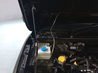 Used 2021 Renault Kwid RXL 1.0 SCE Petrol Manual engine ENGINE RIGHT SIDE HINGE & APRON VIEW