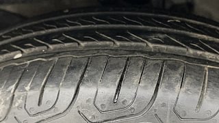 Used 2013 Honda City [2012-2013] V  Sunroof Petrol Manual tyres LEFT FRONT TYRE TREAD VIEW