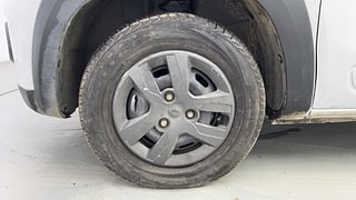 Used 2019 Renault Kwid [2017-2019] RXT 1.0 SCE Special (O) Petrol Manual tyres LEFT FRONT TYRE RIM VIEW