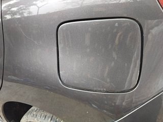 Used 2017 Maruti Suzuki Baleno [2015-2019] Zeta Petrol Petrol Manual dents MINOR SCRATCH