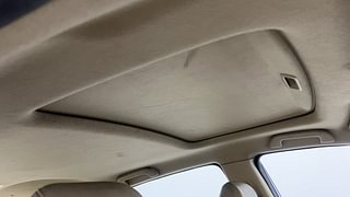 Used 2013 Honda City [2012-2013] V  Sunroof Petrol Manual top_features Sunroof