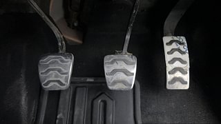 Used 2020 Kia Sonet GTX Plus 1.5 Diesel Manual interior PEDALS VIEW
