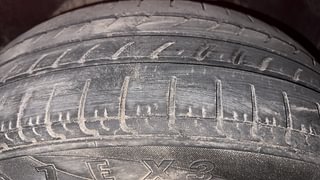 Used 2015 Volkswagen Polo [2014-2020] Highline 1.5 (D) Diesel Manual tyres LEFT REAR TYRE TREAD VIEW