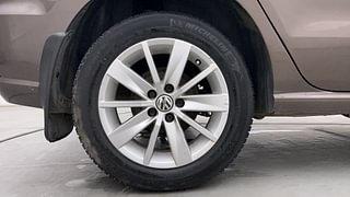 Used 2018 Volkswagen Ameo [2016-2020] Highline1.5L (D) Diesel Manual tyres RIGHT REAR TYRE RIM VIEW