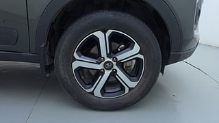 Used 2021 Tata Nexon XZA Plus AMT Petrol Petrol Automatic tyres RIGHT FRONT TYRE RIM VIEW