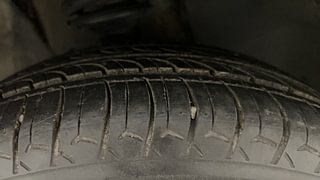 Used 2017 Maruti Suzuki Ignis [2017-2020] Alpha MT Petrol Petrol Manual tyres RIGHT FRONT TYRE TREAD VIEW