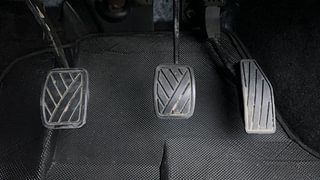 Used 2020 Maruti Suzuki Swift [2017-2021] VXi Petrol Manual interior PEDALS VIEW