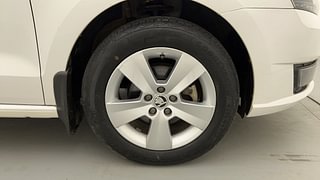 Used 2021 Skoda Rapid New [2020-2022] Ambition Petrol Petrol Manual tyres RIGHT FRONT TYRE RIM VIEW