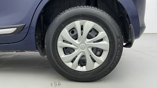 Used 2020 Maruti Suzuki Swift [2017-2021] VXi Petrol Manual tyres LEFT REAR TYRE RIM VIEW