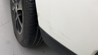 Used 2019 Renault Duster [2015-2019] 85 PS RXS MT Diesel Manual dents MINOR SCRATCH