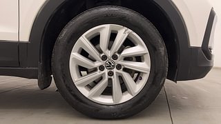 Used 2022 Volkswagen Taigun Highline 1.0 TSI MT Petrol Manual tyres RIGHT FRONT TYRE RIM VIEW