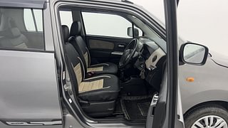 Used 2013 Maruti Suzuki Wagon R 1.0 [2010-2019] VXi Petrol Manual interior RIGHT SIDE FRONT DOOR CABIN VIEW