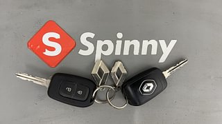 Used 2019 Renault Duster [2015-2019] 85 PS RXS MT Diesel Manual extra CAR KEY VIEW