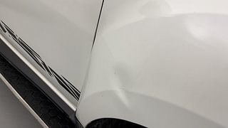 Used 2019 Renault Duster [2015-2019] 85 PS RXS MT Diesel Manual dents MINOR SCRATCH