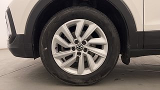 Used 2022 Volkswagen Taigun Highline 1.0 TSI MT Petrol Manual tyres LEFT FRONT TYRE RIM VIEW