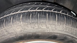 Used 2014 Maruti Suzuki Swift Dzire VXI AT Petrol Automatic tyres LEFT REAR TYRE TREAD VIEW