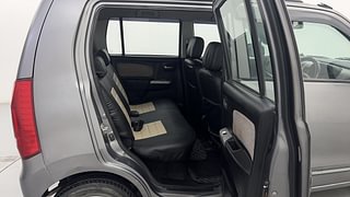 Used 2013 Maruti Suzuki Wagon R 1.0 [2010-2019] VXi Petrol Manual interior RIGHT SIDE REAR DOOR CABIN VIEW