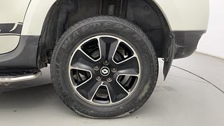 Used 2019 Renault Duster [2015-2019] 85 PS RXS MT Diesel Manual tyres LEFT REAR TYRE RIM VIEW