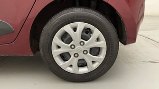 Used 2014 Hyundai Grand i10 [2013-2017] Magna 1.2 Kappa VTVT Petrol Manual tyres LEFT REAR TYRE RIM VIEW