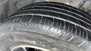 Used 2019 Renault Duster [2015-2019] 85 PS RXS MT Diesel Manual tyres LEFT FRONT TYRE TREAD VIEW