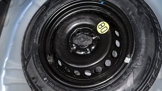 Used 2017 Maruti Suzuki Baleno [2015-2019] Zeta Petrol Petrol Manual tyres SPARE TYRE VIEW