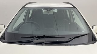 Used 2019 Mahindra XUV500 [2018-2021] W7 Diesel Manual exterior FRONT WINDSHIELD VIEW