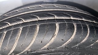 Used 2017 Hyundai Eon [2011-2018] Magna + Petrol Manual tyres LEFT FRONT TYRE TREAD VIEW