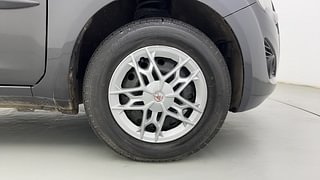 Used 2014 Maruti Suzuki Ritz [2012-2017] Vxi Petrol Manual tyres RIGHT FRONT TYRE RIM VIEW