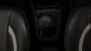 Used 2012 Maruti Suzuki Swift [2011-2017] LXi Petrol Manual interior GEAR  KNOB VIEW