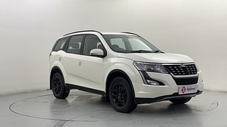 Used 2019 Mahindra XUV500 [2018-2021] W7 Diesel Manual exterior RIGHT FRONT CORNER VIEW