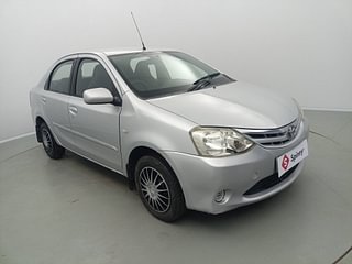 Used 2013 Toyota Etios [2010-2017] GD Diesel Manual exterior RIGHT FRONT CORNER VIEW