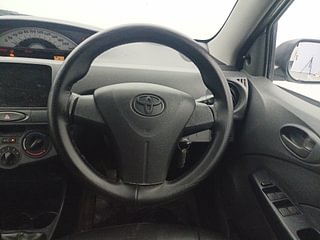 Used 2013 Toyota Etios [2010-2017] GD Diesel Manual interior STEERING VIEW