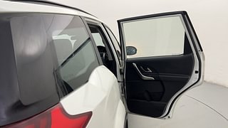 Used 2019 Mahindra XUV500 [2018-2021] W7 Diesel Manual interior RIGHT REAR DOOR OPEN VIEW