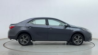 Used 2019 Toyota Corolla Altis [2017-2020] VL CVT Petrol Petrol Automatic exterior RIGHT SIDE VIEW