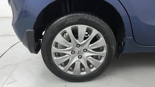 Used 2017 Maruti Suzuki Baleno [2015-2019] Zeta Petrol Petrol Manual tyres RIGHT REAR TYRE RIM VIEW