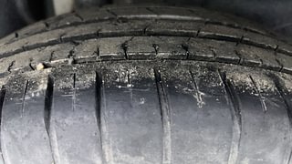 Used 2018 Maruti Suzuki Swift [2017-2021] ZXI Petrol Manual tyres LEFT FRONT TYRE TREAD VIEW