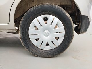 Used 2016 Maruti Suzuki Alto 800 [2016-2019] Vxi Petrol Manual tyres LEFT REAR TYRE RIM VIEW