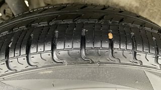 Used 2016 Maruti Suzuki Wagon R 1.0 [2010-2019] VXi Petrol + CNG (Outside Fitted) Petrol+cng Manual tyres RIGHT REAR TYRE TREAD VIEW