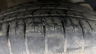 Used 2018 Maruti Suzuki Swift [2017-2021] ZXI Petrol Manual tyres LEFT REAR TYRE TREAD VIEW