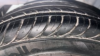 Used 2017 Hyundai Eon [2011-2018] Magna + Petrol Manual tyres RIGHT REAR TYRE TREAD VIEW