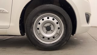 Used 2012 Maruti Suzuki Swift [2011-2017] LXi Petrol Manual tyres RIGHT FRONT TYRE RIM VIEW