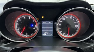 Used 2018 Maruti Suzuki Swift [2017-2021] ZXI Petrol Manual interior CLUSTERMETER VIEW