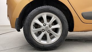 Used 2014 Hyundai Grand i10 [2013-2017] Asta AT 1.2 Kappa VTVT Petrol Automatic tyres RIGHT REAR TYRE RIM VIEW