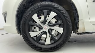 Used 2014 Maruti Suzuki Swift [2011-2017] LXi Petrol Manual tyres LEFT FRONT TYRE RIM VIEW