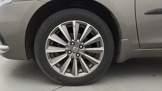 Used 2021 Maruti Suzuki Ciaz Alpha AT Petrol Petrol Automatic tyres LEFT FRONT TYRE RIM VIEW