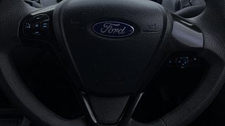 Used 2020 Ford Freestyle [2017-2021] Titanium Plus 1.2 Ti-VCT Petrol Manual top_features Airbags