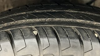 Used 2023 Maruti Suzuki Swift LXI Petrol Manual tyres RIGHT FRONT TYRE TREAD VIEW